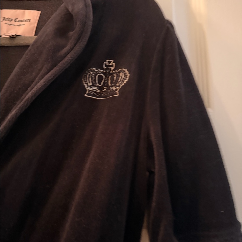 Juicy Couture Black robe with Ruffle Sleeves - Picture 2 of 7